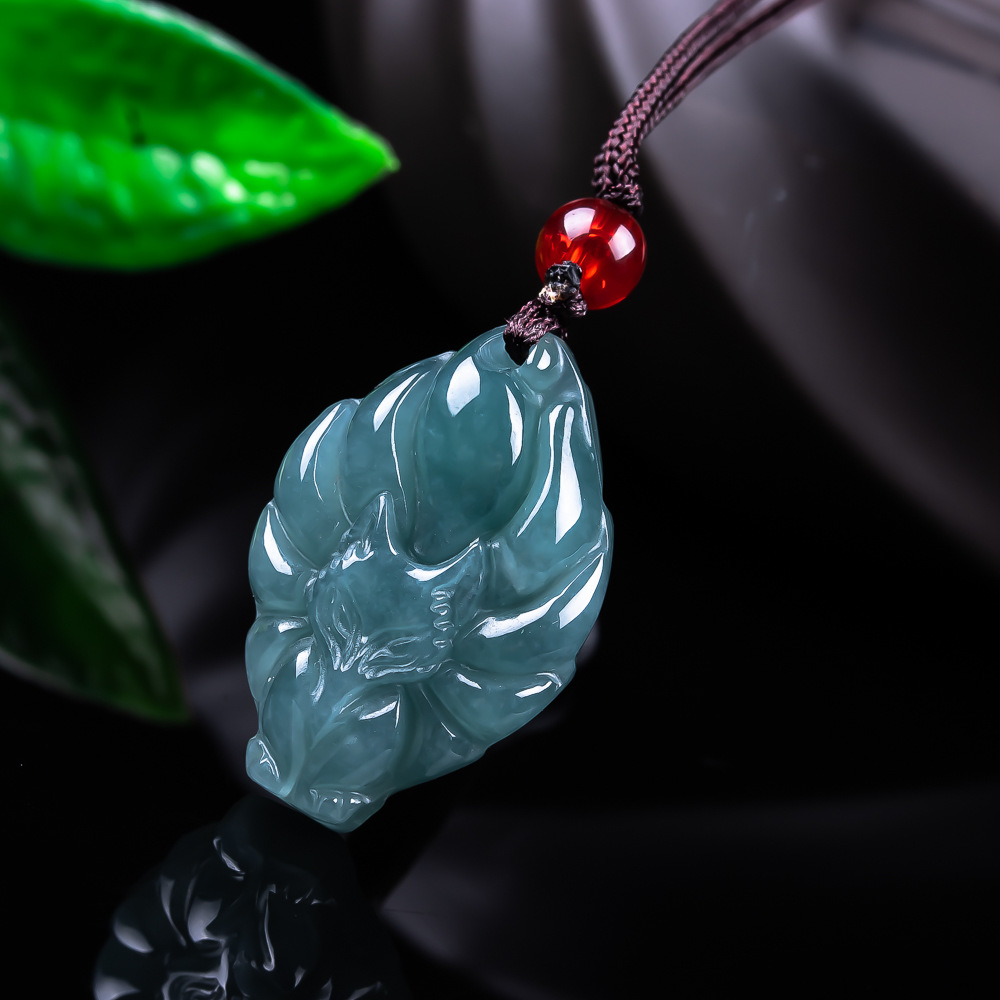Jewelry & Watches Company - Doğal Birmanya Jadeite Tilki Kolye Kolye