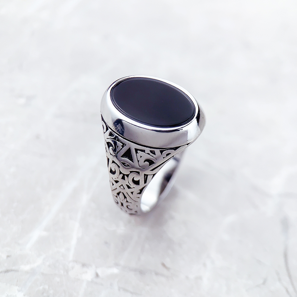 Siyah Oval Mühür Yüzük Avrupa  - Mens Signet Ring incelemesi ve fiyatı