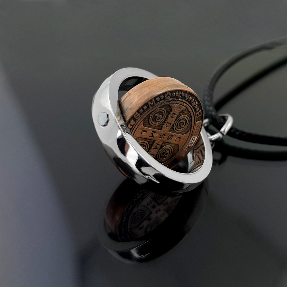 Yeni Aziz Benedict Madalyon Ko - Jewelry & Watches Company incelemesi ve fiyatı
